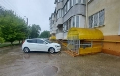 Продам 3 комнатную квартиру 136.5 м2 картинка из объявления