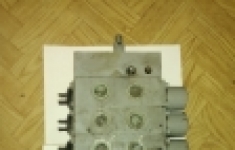 Гидрораспределитель РМ16П-ППС-020Б*4 02 с ДЗ-98 картинка из объявления