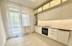 Продам 2 комнатную квартиру 58.2 м2 картинка из объявления