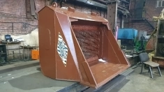 Инновационный просеивающий ковш на складе картинка из объявления