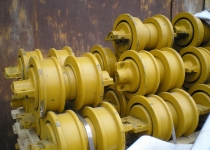 Катки 24-21-169СП, 24-21-170СП на бульдозера ЧТЗ Уралтрак Т-130 картинка из объявления