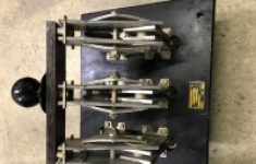 Рубильник Р-2315 1600А в объявлении 1 фото Рубильник Р-2315 1600А картинка из объявления