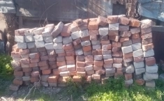 Кирпич строительный б\у картинка из объявления