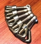 комплект М12 (гайка-барашек/болт откидной) латунные в объявлении 1 фото комплект М12 (гайка-барашек/болт откидной) латунные картинка из объявления