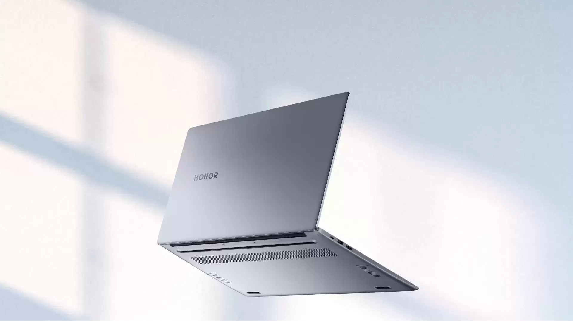 Honor MagicBook 15 Ryzen 5/8GB/512GB картинка из объявления