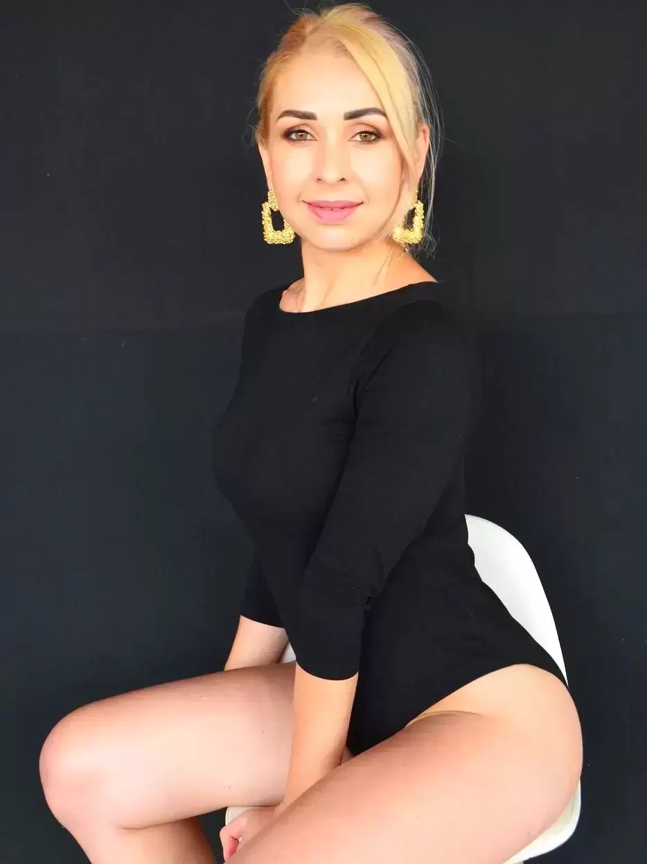 Приятная ЖЕНЩИНА, вкусно готовлю БОРЩ +7(921)571-63-06 в объявлении 4 фото Приятная ЖЕНЩИНА, вкусно готовлю БОРЩ +7(921)571-63-06 картинка из объявления