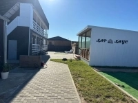 Отдых на море с теплым бассейном и баней на дровах. картинка из объявления