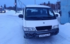 Микроавтобус Ssang Yong Istana 2003 г.в., Томск в объявлении 3 фото Микроавтобус Ssang Yong Istana 2003 г.в., Томск картинка из объявления