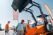 Мощный, универсальный, Мини-погрузчик АТ-350 картинка из объявления