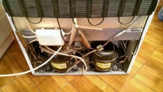 Ремонт холодильников на дому в объявлении 8 фото Ремонт холодильников на дому картинка из объявления