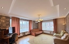 Продам дом 200 м2 в объявлении 10 фото Продам дом 200 м2 картинка из объявления