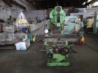 вертикальный консольно-фрезерный станок 6М12П в объявлении 1 фото вертикальный консольно-фрезерный станок 6М12П картинка из объявления