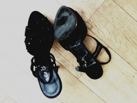 замшевые чёрные босоножки женские, бу, в хорошем состоянии картинка из объявления