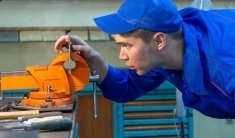 Слесарь МСР картинка из объявления