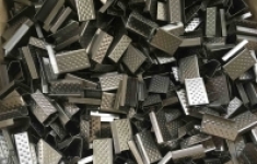 Скобы (скрепы) для полипропиленовой ленты в объявлении 2 фото Скобы (скрепы) для полипропиленовой ленты картинка из объявления