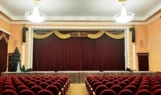 Огнестойкие театральные шторы на сцене. в объявлении 9 фото Огнестойкие театральные шторы на сцене. картинка из объявления