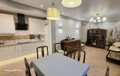Продам 3 комнатную квартиру 87 м2 картинка из объявления