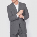 Продам новые мужские костюмы 54-56/174-182 Россия фасон классика картинка из объявления