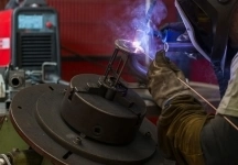 Сварщик на полуавтомате в объявлении 1 фото Сварщик на полуавтомате картинка из объявления