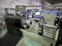 Универсальный токарно-винторезный станок 16К25 продам картинка из объявления