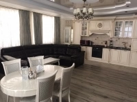 Двухуровневая квартира с евроремонтом, в классическом стиле картинка из объявления