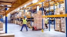 Грузчик на производство радиаторов/ Вахта с проживанием картинка из объявления