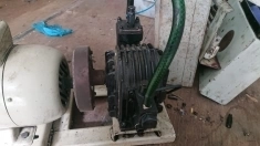 электромотор с компрессором Чехословакия. в объявлении 6 фото электромотор с компрессором Чехословакия. картинка из объявления