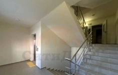 Продам 2 комнатную квартиру 81 м2 картинка из объявления