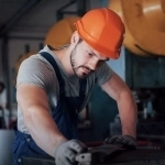 Работа разнорабочим в СПБ и Ленинградской области. Вахта картинка из объявления