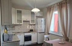 Сдам 2 комнатную квартиру 57 м2 картинка из объявления