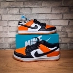 Кроссовки Nike Dunk. Кожаные. Демисезон- лето в объявлении 5 фото Кроссовки Nike Dunk. Кожаные. Демисезон- лето картинка из объявления