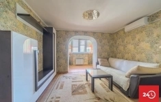 Продам 2 комнатную квартиру 49 м2 картинка из объявления