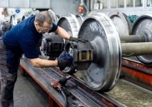 Слесарь по ремонту подвижного состава картинка из объявления