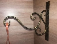 Кованый кронштейн для кашпо цена за два в объявлении 1 фото Кованый кронштейн для кашпо цена за два картинка из объявления