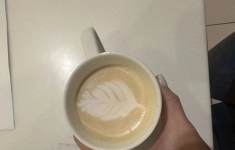 Бариста-кассир в объявлении 1 фото Бариста-кассир картинка из объявления