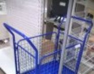 Сетчатая тележка для магазина в объявлении 3 фото Сетчатая тележка для магазина картинка из объявления