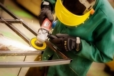 Слесарь-Сборщик картинка из объявления