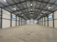 Аренда нового ангара 1300 кв м под склад-производство возле КАД картинка из объявления