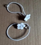 Резиночки для прически для девочки - две штуки картинка из объявления