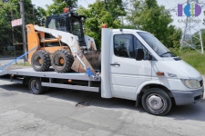 Водитель эвакуатора в объявлении 1 фото Водитель эвакуатора картинка из объявления