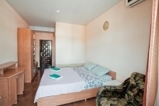 Горничная на побережье с проживанием в объявлении 1 фото Горничная на побережье с проживанием картинка из объявления