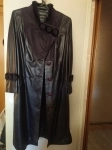 Продаю элитный кожаный женский плащ в объявлении 2 фото Продаю элитный кожаный женский плащ картинка из объявления