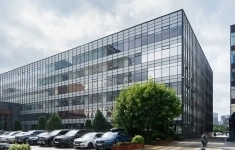 Продам коммерческую недвижимость 373.2 м2 картинка из объявления