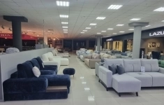 Продам коммерческую недвижимость 150 м2 картинка из объявления