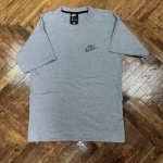 Футболка Nike в объявлении 3 фото Футболка Nike картинка из объявления