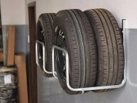 Полка кронштейн для шин настенная в гараж картинка из объявления