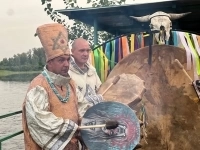 Верну вашу любовь. Сниму порчь. Гадание. Приворот 300 ₽ за услугу картинка из объявления