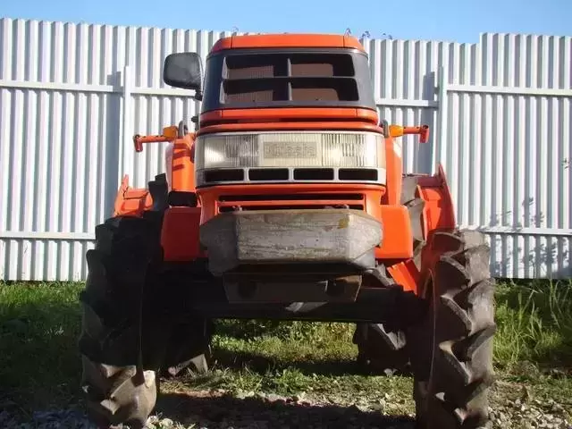 Японский мини-трактор KUBOTA GT-3 картинка из объявления