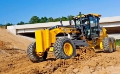Профильный нож T74772 среднего отвала автогрейдеров John Deere в объявлении 1 фото Профильный нож T74772 среднего отвала автогрейдеров John Deere картинка из объявления