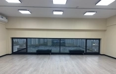 Продам коммерческую недвижимость 83 м2 картинка из объявления